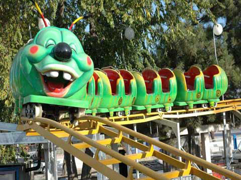 Green sliding worm for amusement