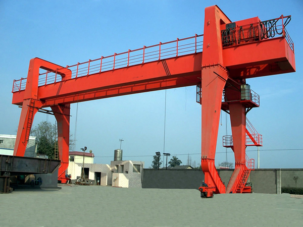 Durable-MG-Gantry-Crane-With-Cantilever