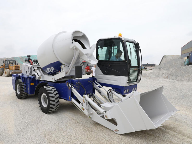 self-loading mobile concrete mixer