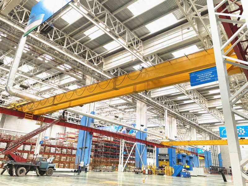 European double bridge crane